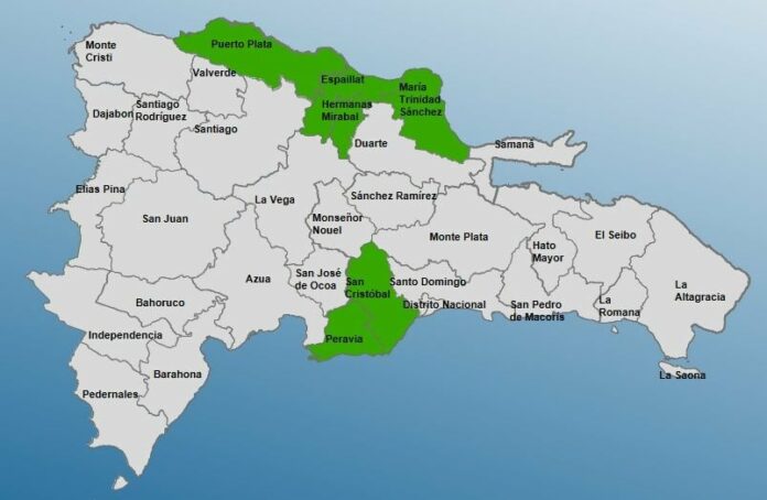 COE mantiene 06 provincias en alerta verde por sistema frontal