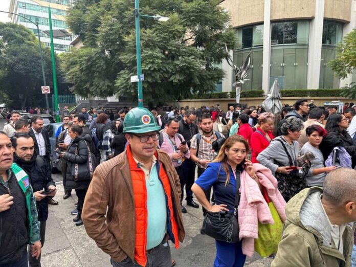Ciudad de México sacudida por un sismo moderado de magnitud 5.8