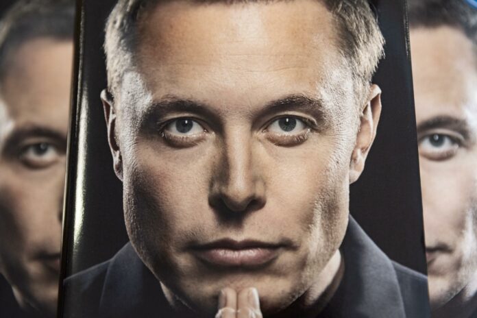 Elon Musk suma 95.400 millones a su fortuna en 2023 y encabeza lista de ricos de Bloomberg