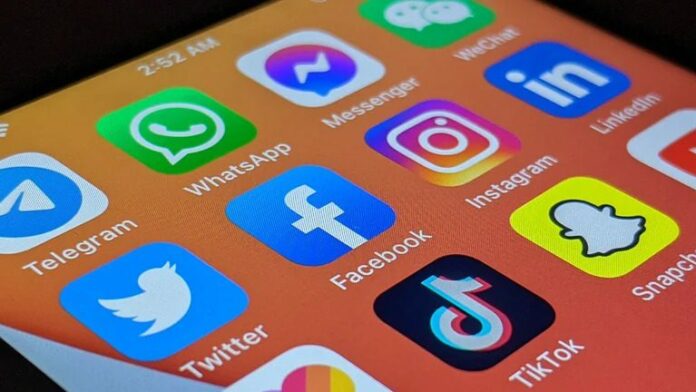 Estudio revela redes sociales facturan más de 11,000 MM de dólares en publicidad