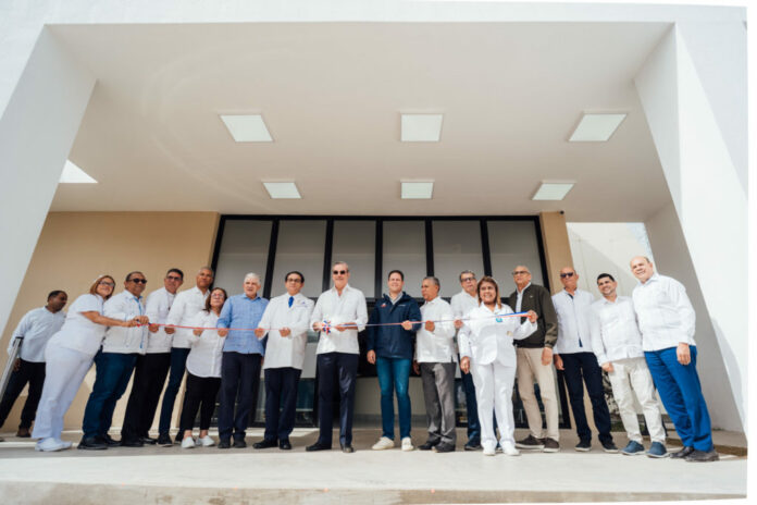 Inauguran moderno hospital en San José de las Matas que beneficiará a miles de personas