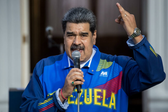 Maduro dispone explotar de inmediato el petróleo, gas y minas del territorio en disputa con Guyana