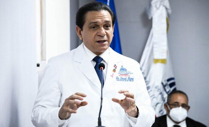 Ministro de Salud Pública dice en el país no hay vacuna para nueva variante de Covid-19