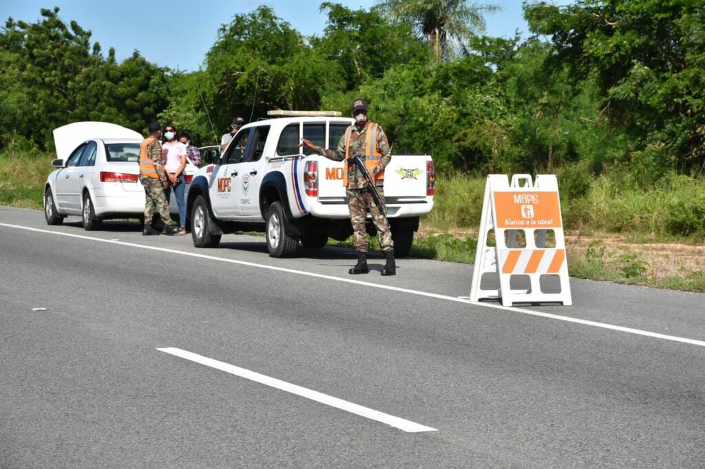 Piden a conductores desplazarse con moderacion en carreteras