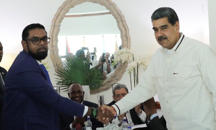 Venezuela y Guyana pactan no usar fuerza