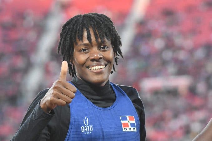 Abinader expresa su felicidad ante logro de Marileidy Paulino