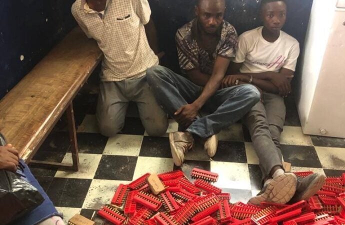 10 mil balas de alto calibre habrian entrado a Haiti