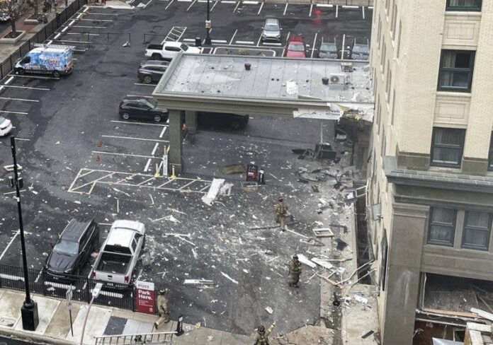 Explosión en hotel de Texas deja al menos 21 heridos