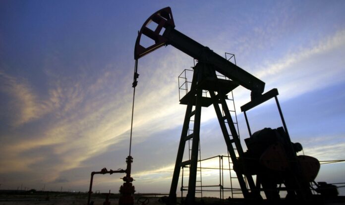 El petróleo de Texas abre con una subida del 1.89 %, hasta 72.11 dólares el barril