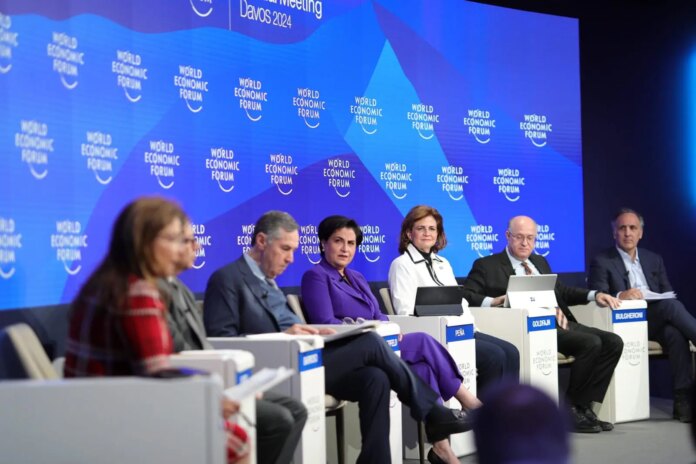 Políticas transparentes garantizar estabilidad económica y social de RD, dice vicepresidenta