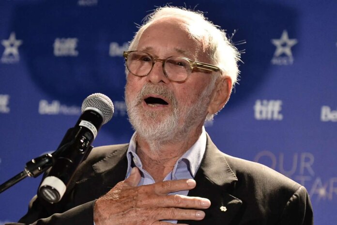 Fallece Norman Jewison, director de ‘Moonstruck’
