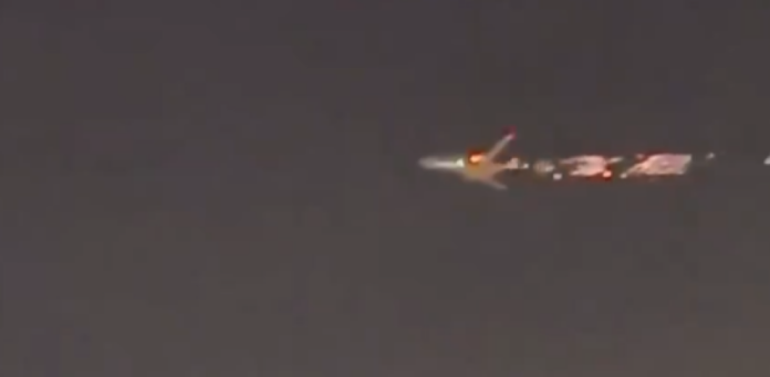 Avión Boeing 747 de Atlas Air aterriza de emergencia en aeropuerto de Miami
