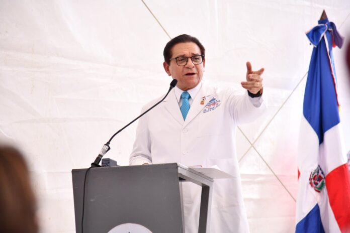 El PRM anuncia llevará al ministro Daniel Rivera como candidato a senador de Santiago