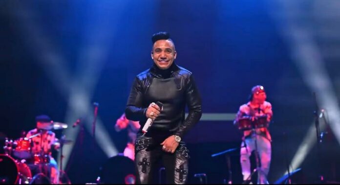 Elvis Martínez, el único bachatero dominicano nominado a Premios Lo Nuestro