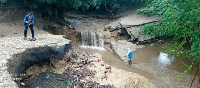 Gobernación de Puerto Plata interviene zonas  por daños de  lluvias