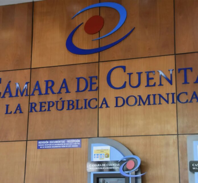 PE observó Ley de CC; declaran Ley ecoturismo de Pedernales