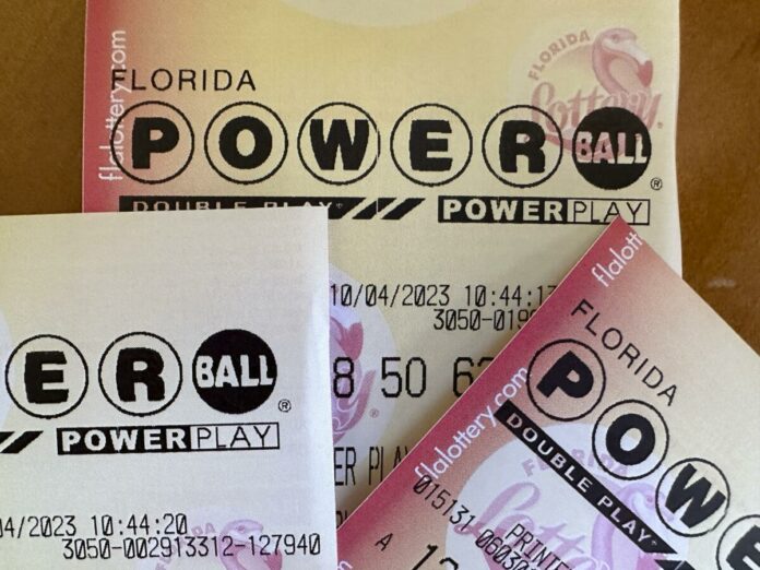 Por primera vez alguien gana la lotería del Powerball en Año Nuevo