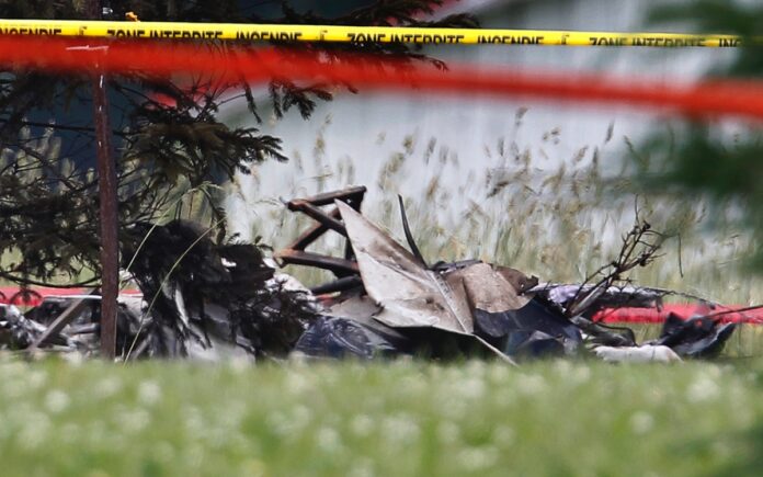 Seis personas mueren al estrellarse avión en Canadá