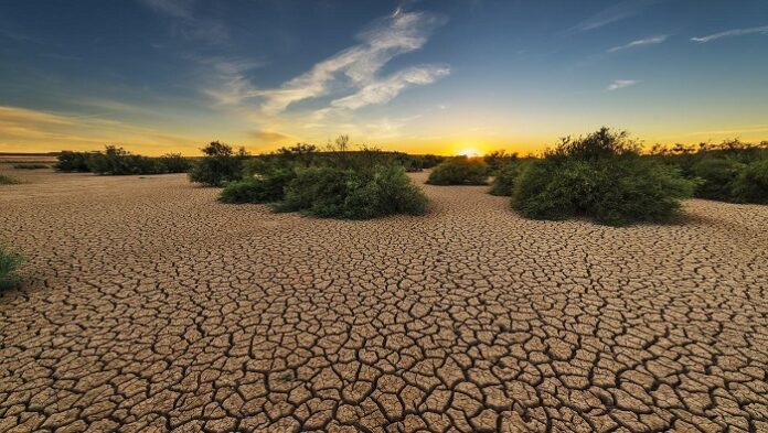 Tras la sequía Bolivia difunde medidas para evitar desperdicio de agua