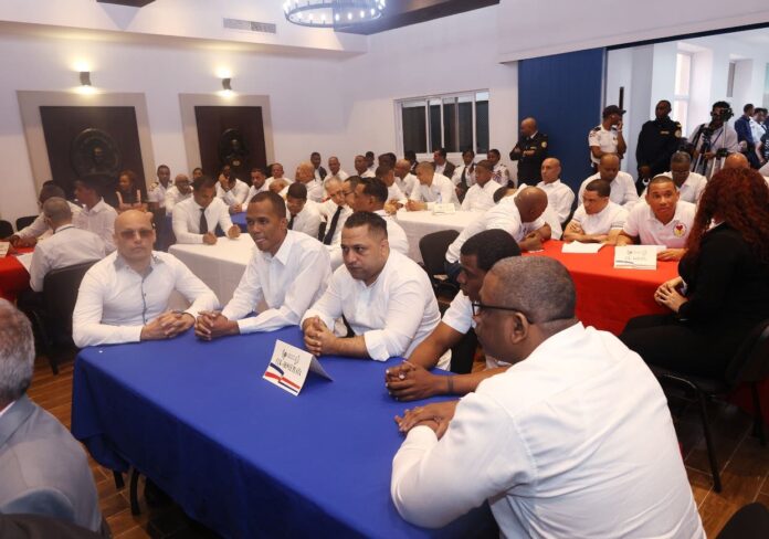 Varias entidades buscan rescatar reclusos de RD