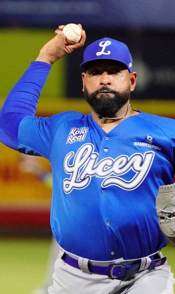 ¡Desquite Licey da golpe letal al Leon