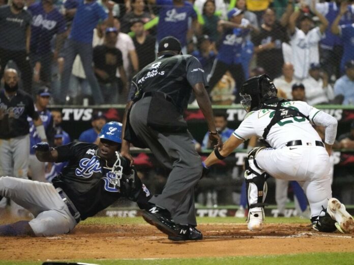 ¡Frenan EO! Tigres blanquean 5-0 a Estrellas