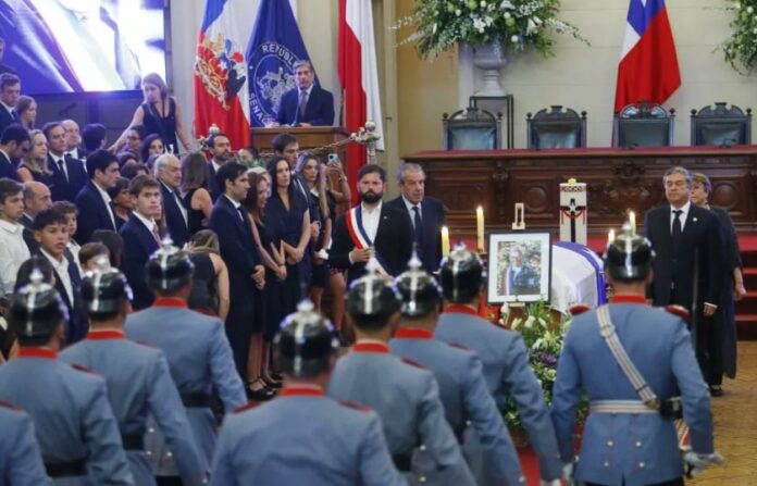 Chile da un emotivo adiós al expresidente Sebastián Piñera