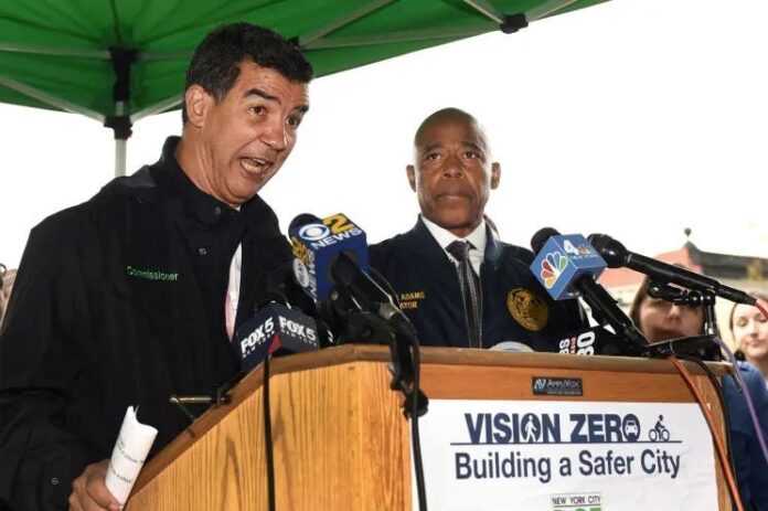 Afirman con Visión Zero calles NYC se han vuelto más segura