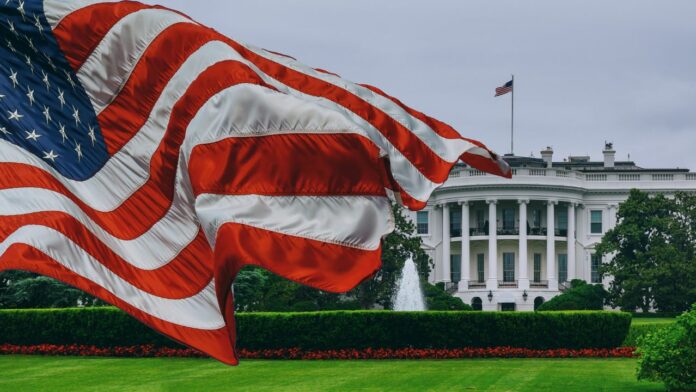 EEUU: Maduro tiene hasta abril para habilitar candidatura de María Corina Machado