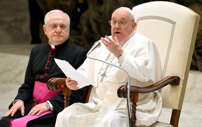 El papa critica el “individualismo radical” antes de canonizar a Mamá Antula