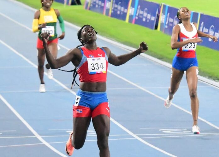 Federación mundial levanta sanción a Fiordaliza Cofil