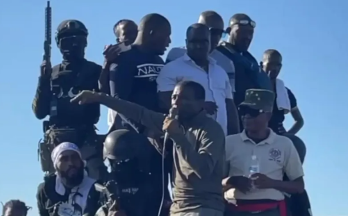 Guy Philippe  llama al pueblo haitiano a lanzarse a las calles este lunes