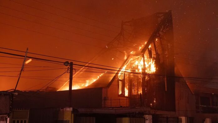 Incendios en región de Valparaíso, Chile, dejan 19 muertos