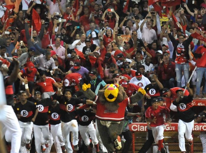 Leones del Escogido cumplen hoy 103 años de su fundación