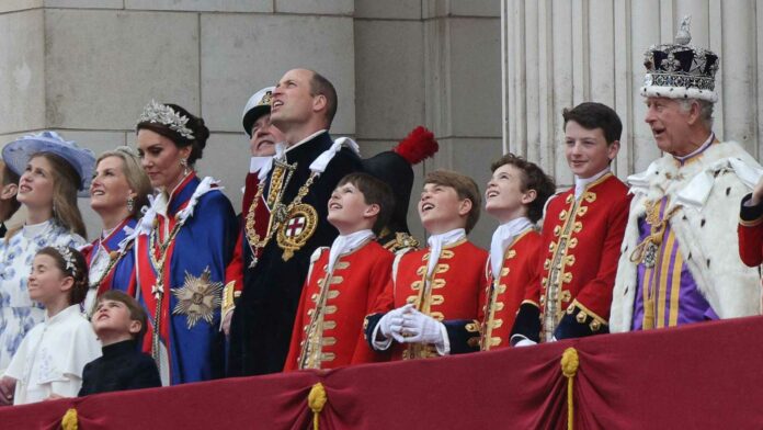Mientras el rey Carlos III recibe tratamiento por cáncer, aquí está el orden de sucesión al trono británico