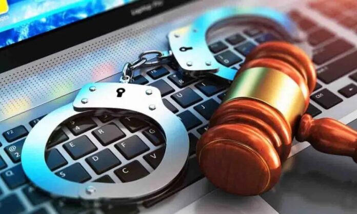 Tres personas detenidas por estafa y extorsión electrónica causando pérdida de RD$231,860