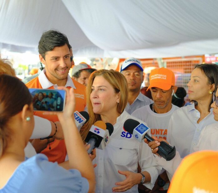 “Voluntarios con Carolina” lleva jornada de salud a La Puya de Arroyo Hondo