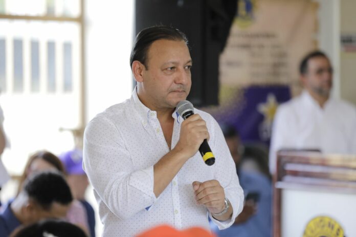 Abel Martínez reclama a Luis Abinader que deje de actuar de espaldas a la amenaza de Haití