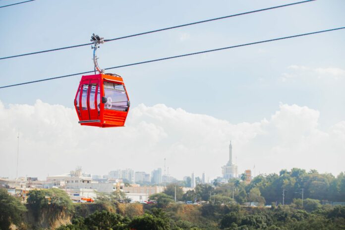 Presidente Abinader inaugura tramo I del Teleférico de Santiago