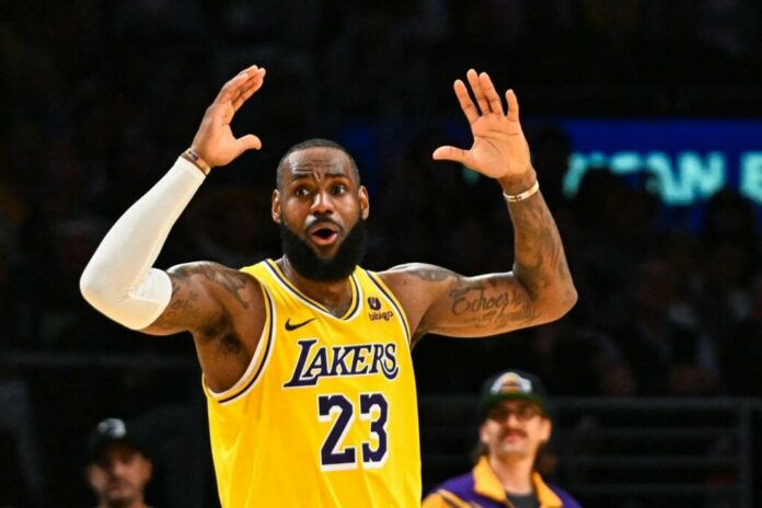 LeBron James firma su 111 triple doble y prolonga el crecimiento de los Lakers      