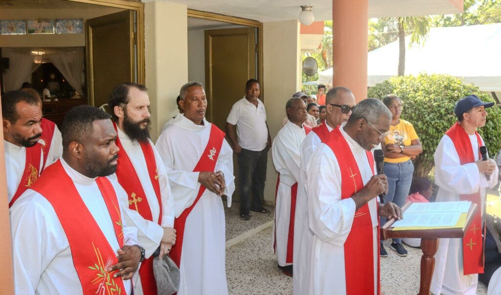 1711811829 686 Miles de catolicos exigen mas seguridad para barrios de Sabana