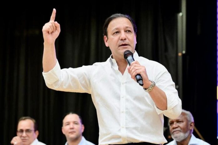 Abel Martínez dará a conocer esta tarde a su acompañante en la boleta electoral