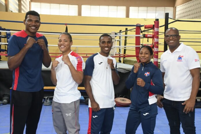 Boxeadores dominicanos buscarán desde este lunes boletos para París 2024