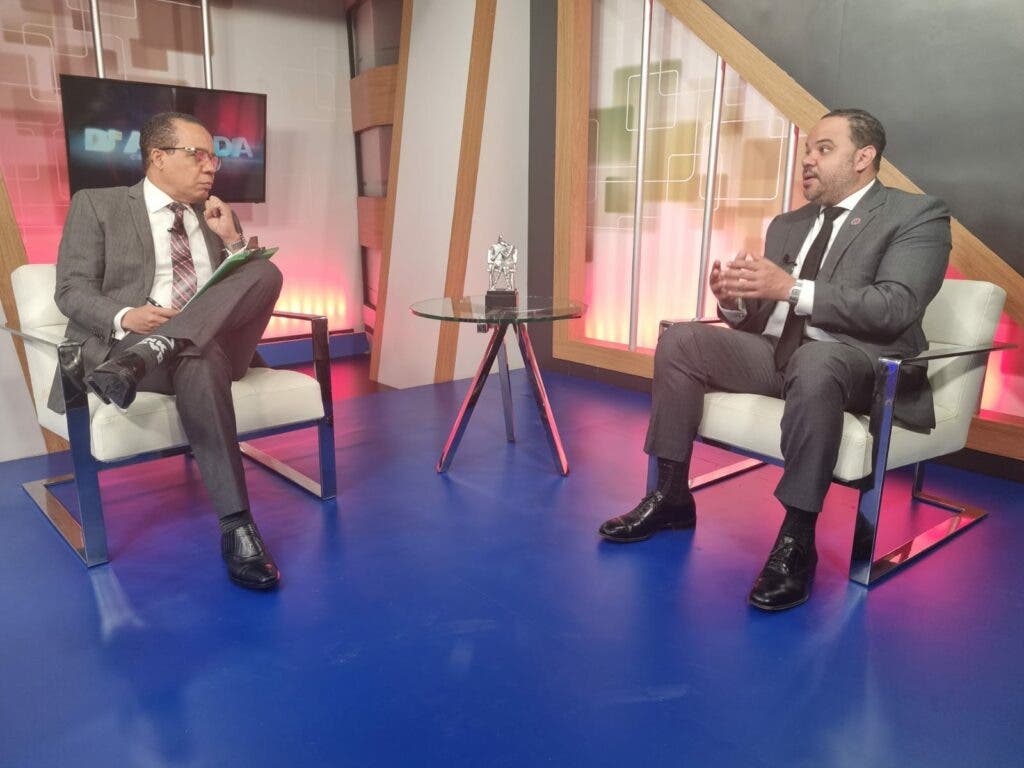 Defensor del pueblo sugiere someter a los ingenieros que construyeron