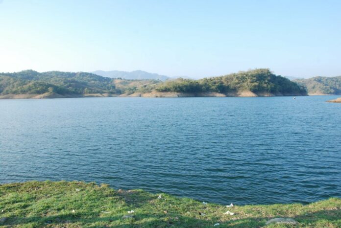 Dos niñas de dos años mueren supuestamente ahogadas en una presa de Santiago