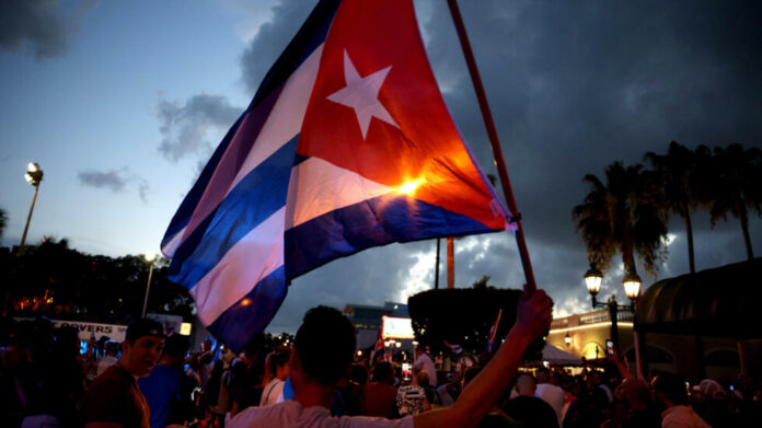 EE.UU. advirtió que protestas en Cuba reflejan situación desesperada y expresó su apoyo a los manifestantes
