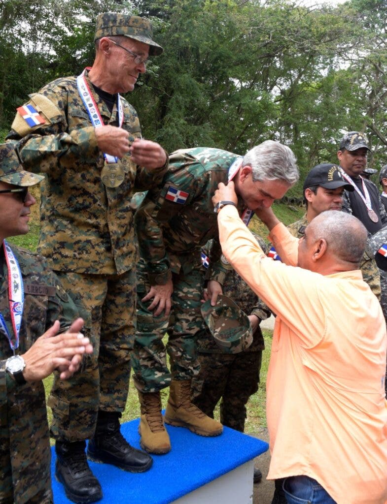 Ejercito recupera supremacia en torneo de tiros con pistola