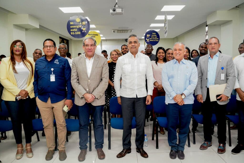 El Gobierno dice ha construido mas de 5400 viviendas en