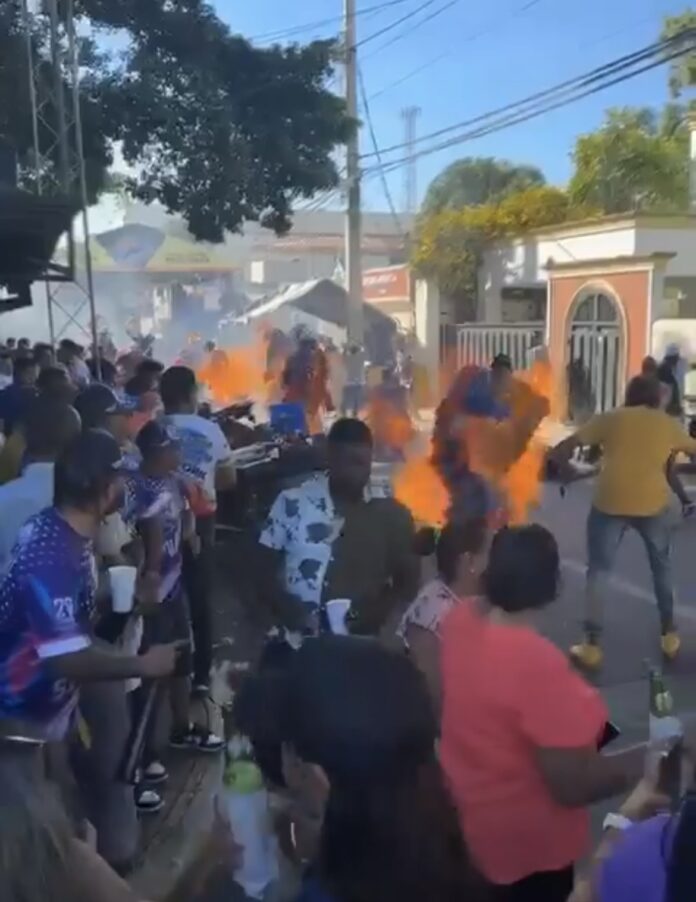 Emiten ordenes de arresto en contra de miembros de el grupo carnavalesco Los Toros de Salcedo