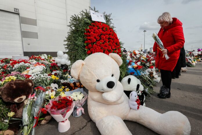 Muertos del atentado terrorista en Moscú ascienden a 140